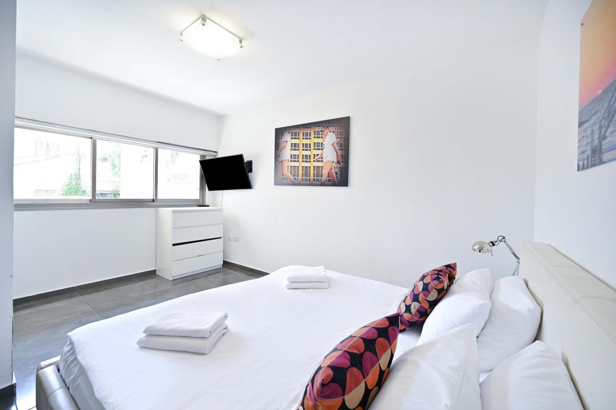 The Pop'art By Holyguest Apartment